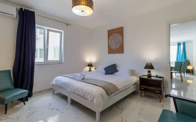 Sunny Penthouse Modern 2 bdr - Sliema