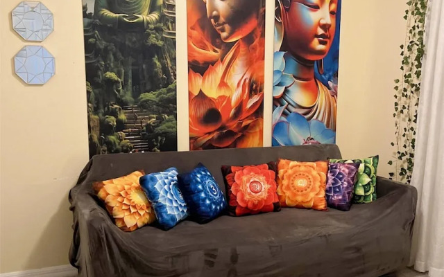 Private Pool Workspace Near All Attractions