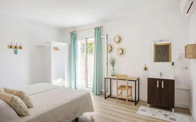 Forenna Hostel - Adults Only