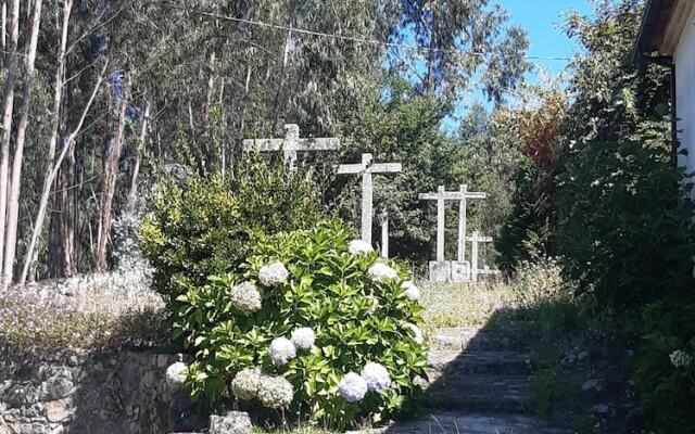 2 Bed House - Sleeps 4 - Pets, Garden, Wifi