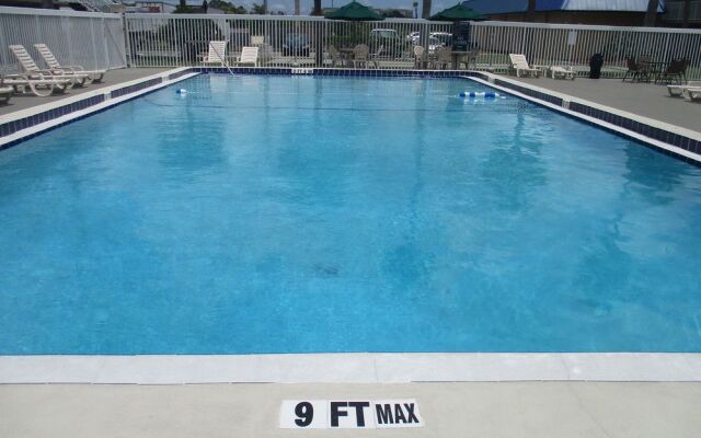 Days Inn By Wyndham Titusville Kennedy Space Center