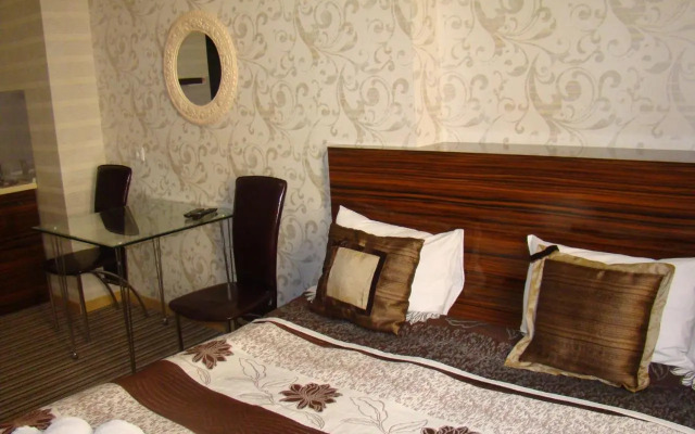 Mini Hotel on Poznyaky
