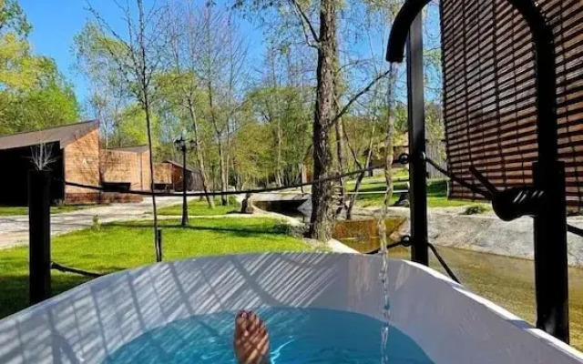 Glamping Resort Halicanum