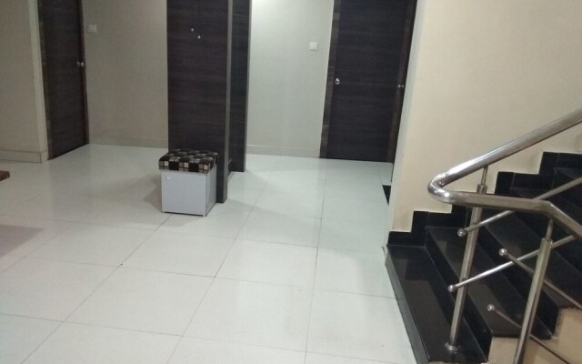 JK Rooms 128 Hotel RR