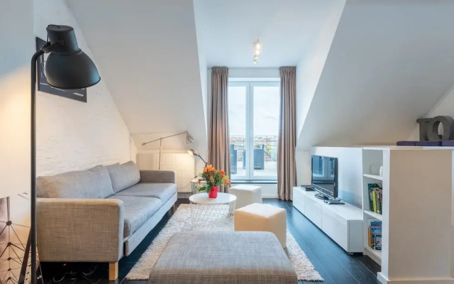 Europea Luxury Duplex Residence Flagey