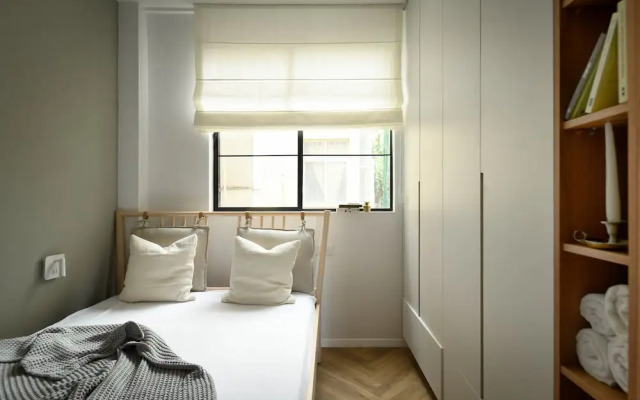 Stunning 2BR Apartment in Beeri