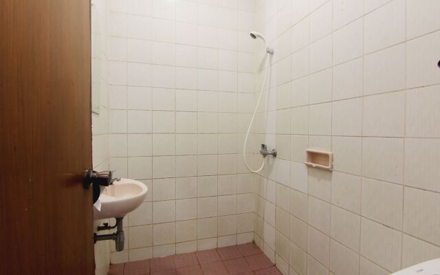 OYO 90103 Hotel Palem