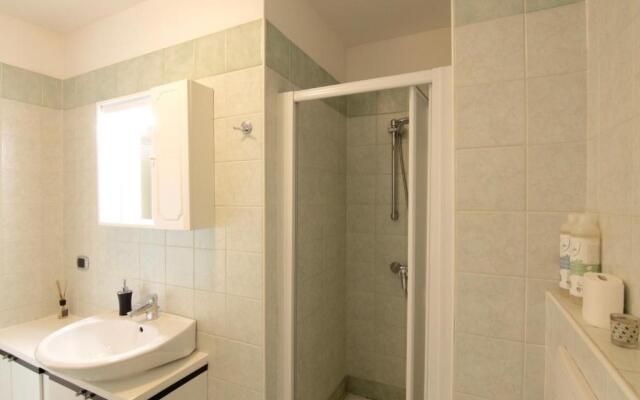 Interno77
