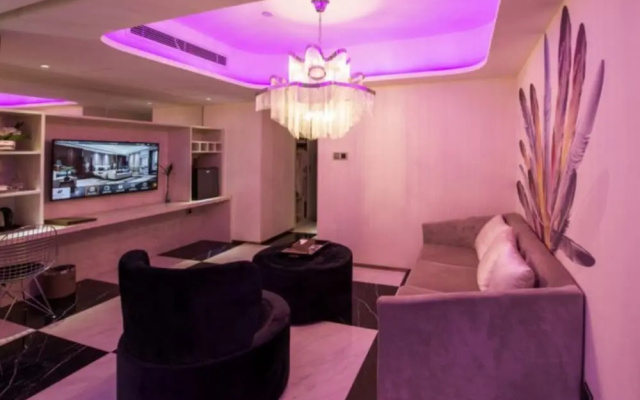 Rezen Minwoo Hotel (Twin Towers Global Center)
