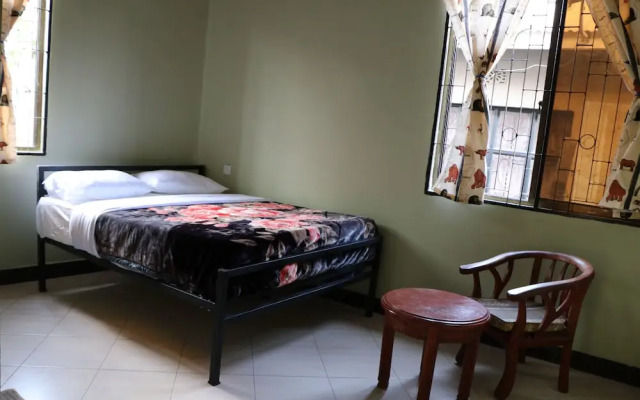 Co Msasani Guest House