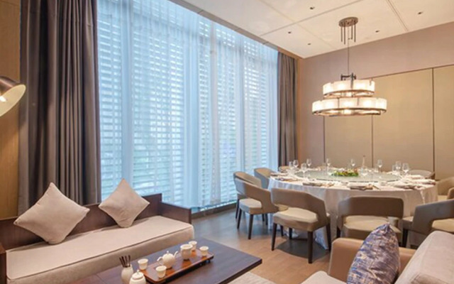 New Century Hotel Zhenhai