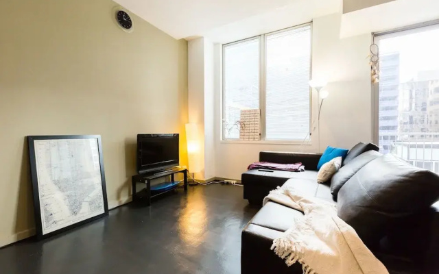MEGAN, 2BDR Melbourne Apartment