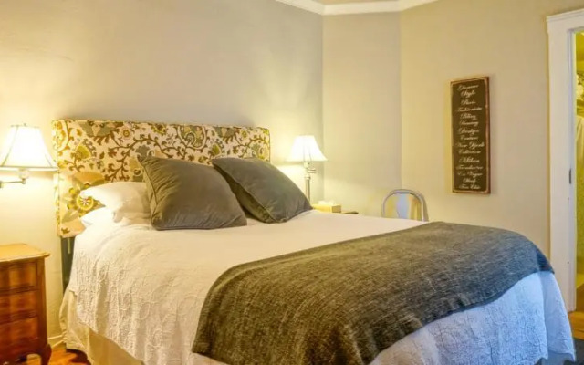 Alameda Island House