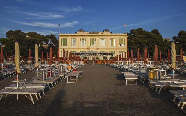 Suite Hotel Nettuno