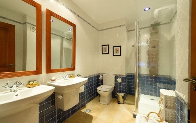 Aparthotel Capitolina