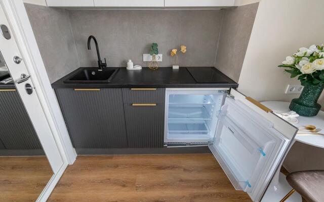 Full House (Фулл Хаус) на улице 1-я Магистральная 25