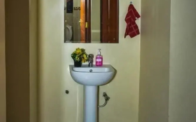 Lux Suites Lay Canon Apartments Ngara