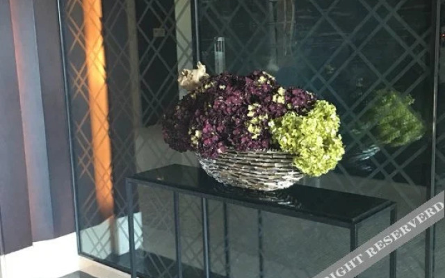 Hanhai Crown · SeaView Designer Light Luxury Seaside Resort Hotel (Freedom Lighthouse Branch)