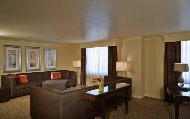 Renaissance Dallas Addison Hotel