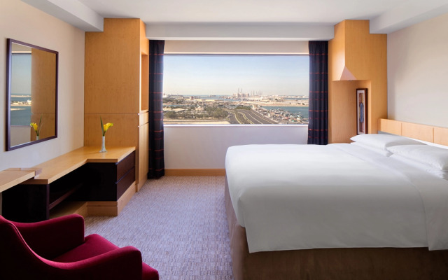 Hyatt Regency Dubai & The Galleria Residence