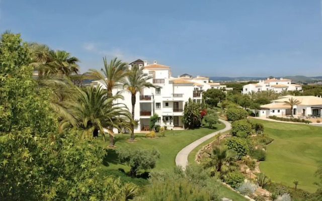 Pine Cliffs Resort Gardens