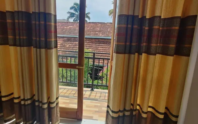 Randi Guest House