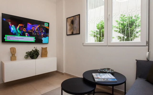 The Kipseli Suite Sophisticated Cozy apt