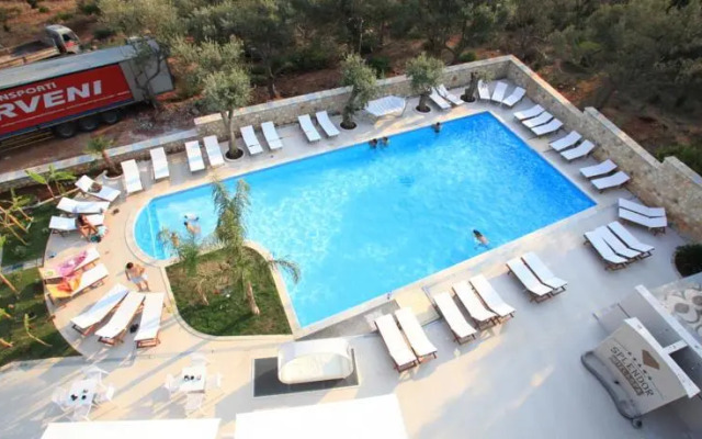 Splendor Hotel & Spa