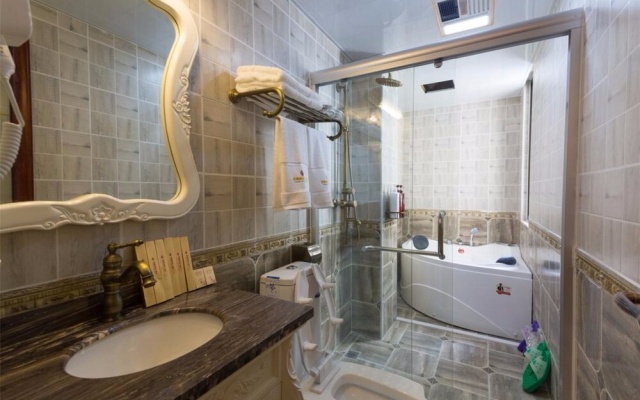 Xiamen Feisu Champs Dora – Bathroom – Xiamen