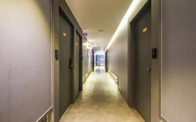 Hotel Deluxe - Hostel