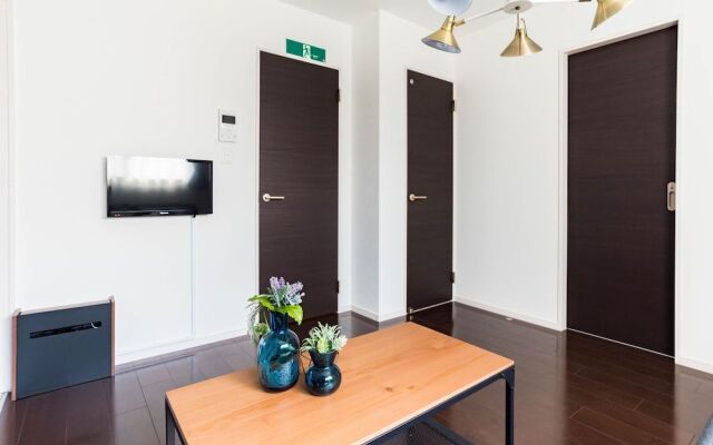 L-style Hanazonocho Apartment B