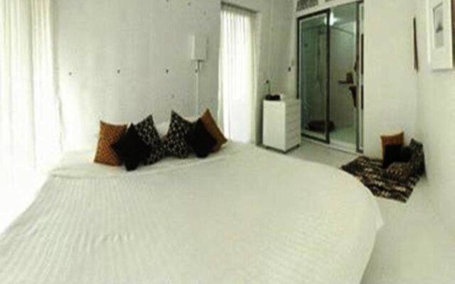 Mo Rooms