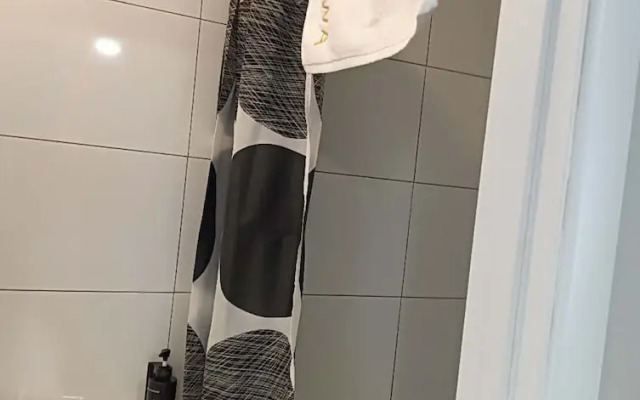 1 Double Beds Studio 95 Aquirus Drive