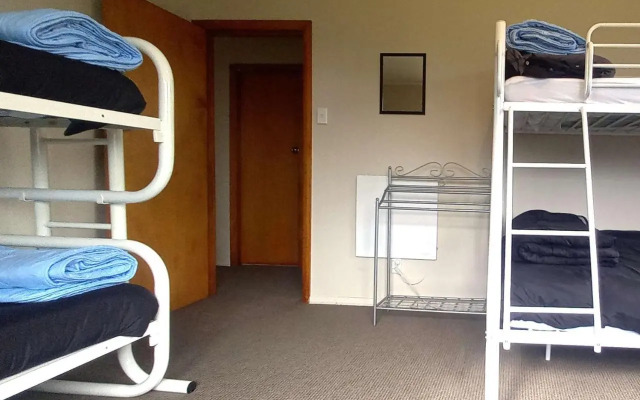 Snowed Inn - Ohakune Miro Holiday Home