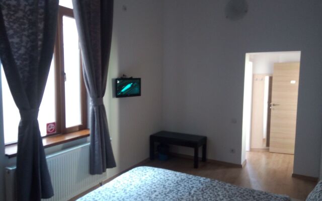 Central Guesthouse Bucharest - Adults Only