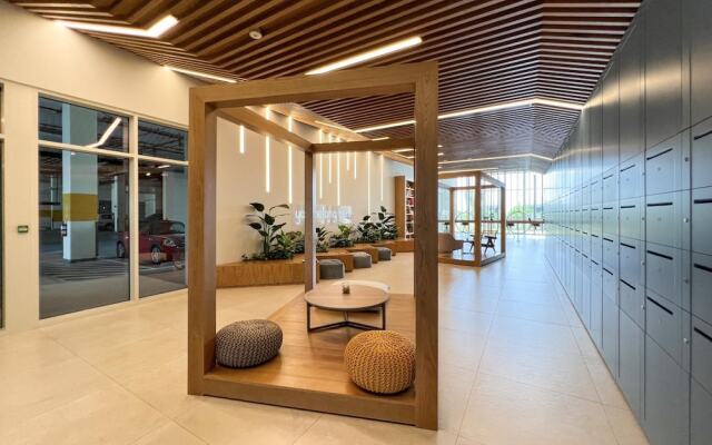 Modern Boho 1BR Sleeps4 Balcony Pool Gym Dxbhills