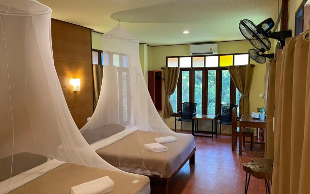 Art's Riverview Lodge