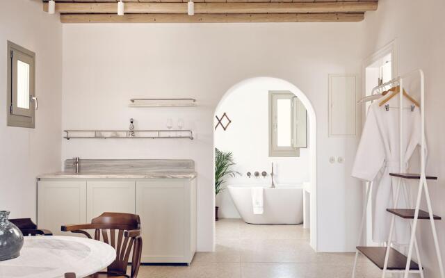 Belvedere Hilltop Complex Rooms & Suites - The Leading Hotels of the World