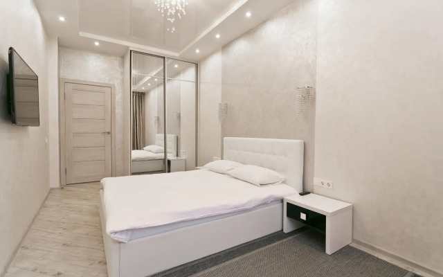 Апартаменты на Городской Вал 10