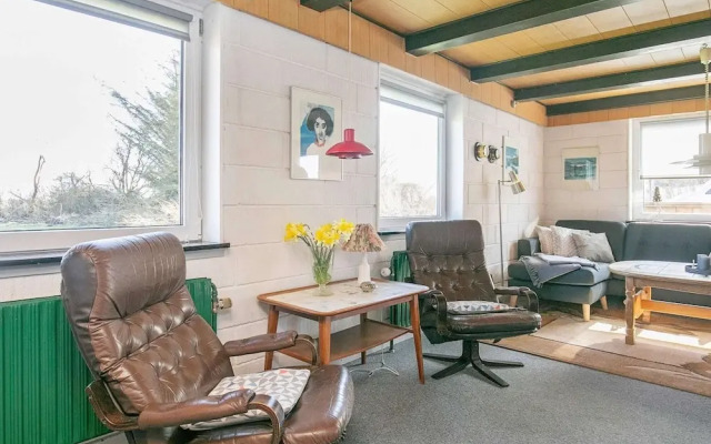 6 Person Holiday Home in Ulfborg