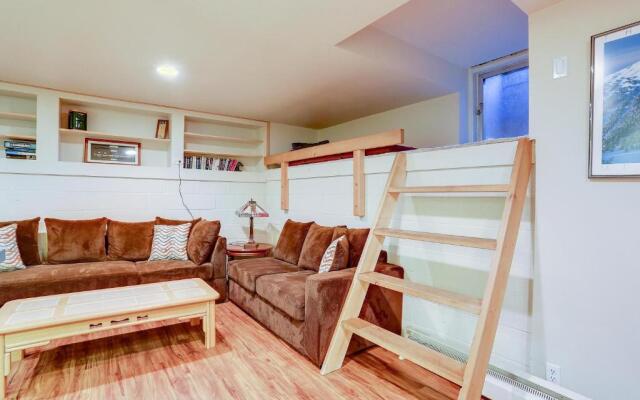 11 Pine Mt-AC-Hot Tub-4BR/4BA