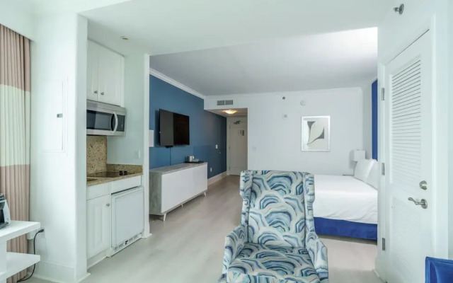 Residences at Fontainebleau Miami