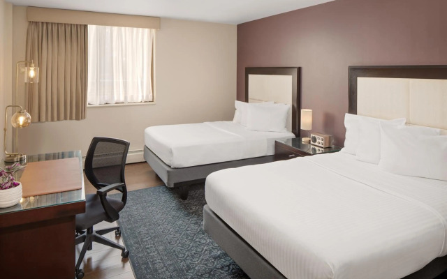 The Andrew Hotel