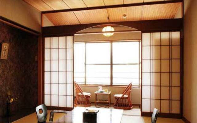 Izunagaoka Onsen Ebisuya