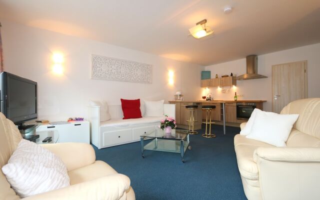 Studio Apartment With Terrace, own Parking Space and a Small Lake 500 m Away