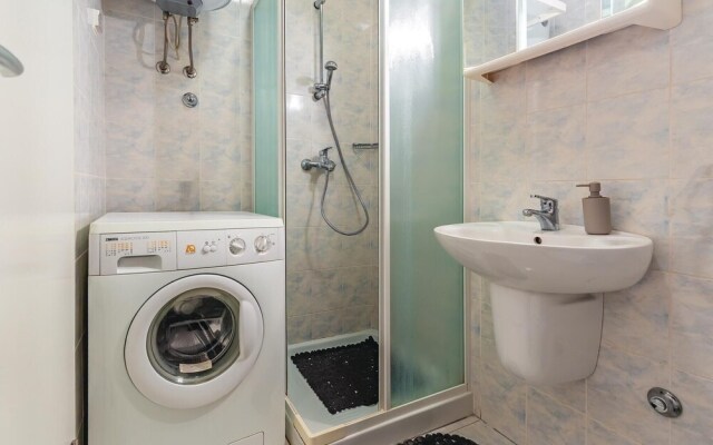 Beautiful Home in Medulin With Wifi and 2 Bedrooms