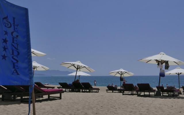 Sandals Island Hotel