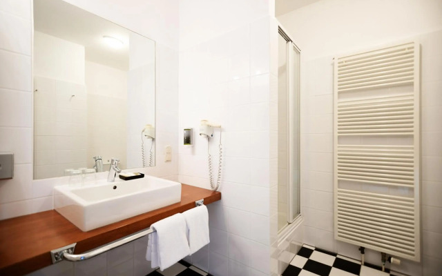 Hotel Dieksee - Collection by Ligula