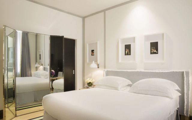 Portrait Roma - Lungarno Collection