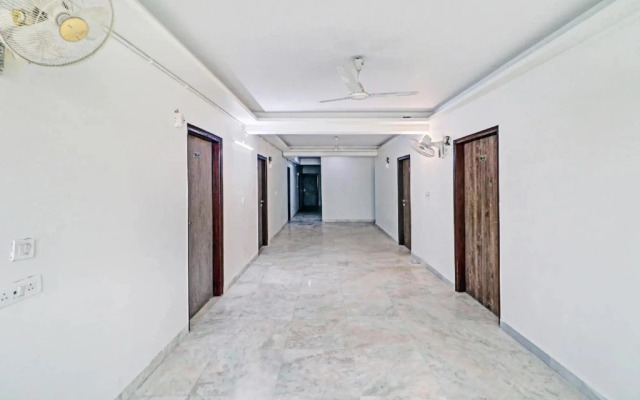 Collection O 80434 Hotel Bi